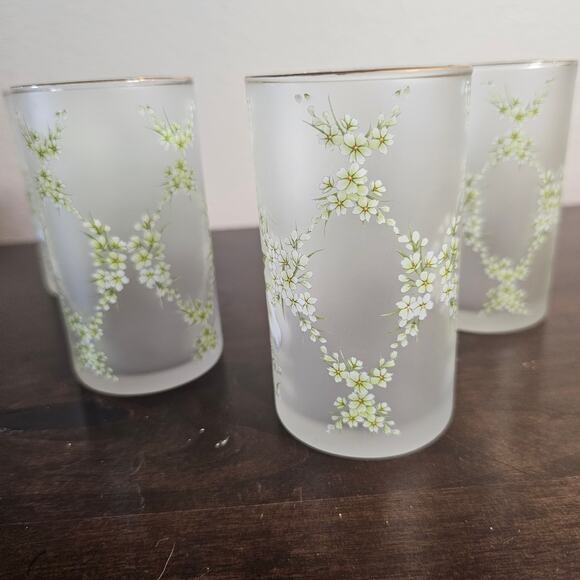Vintage Indonesian Frosted Glass Victorian  Lily Bouquet Juice Glasses  Set of 4 - Picture 4 of 5